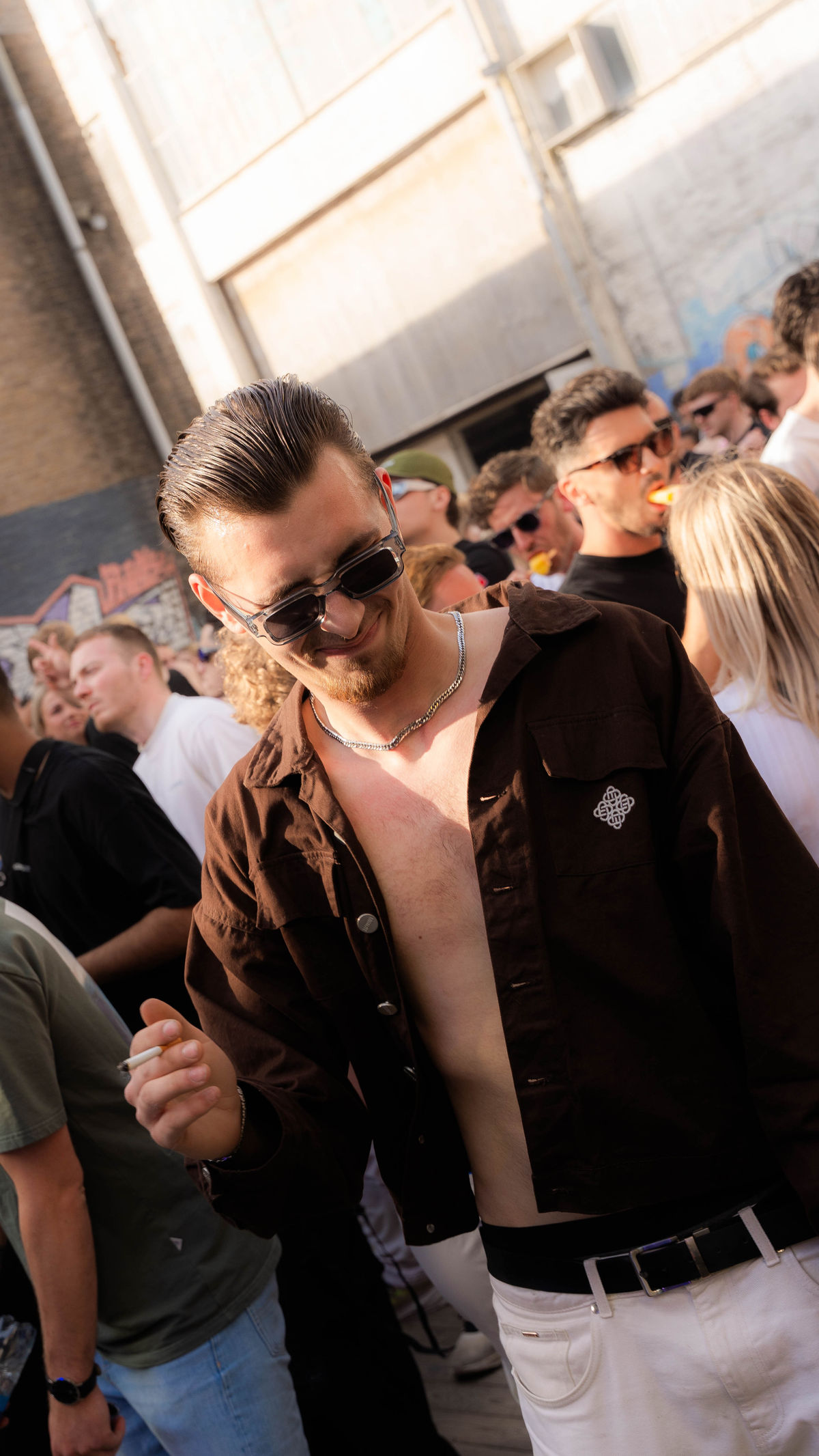 Loading... just a sec